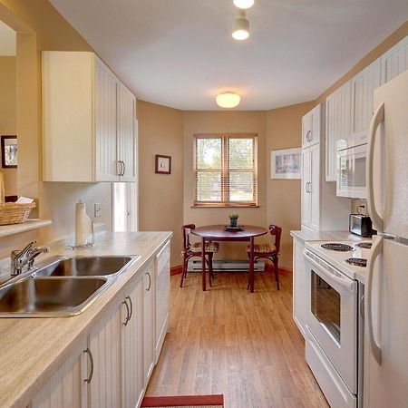 Jardin Du Village By Chez Tremblant Mont-Tremblant Luaran gambar